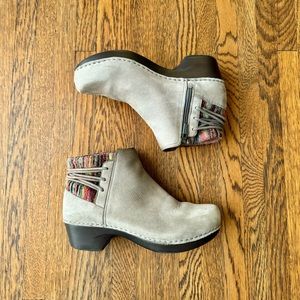 Dansko Tami Boot Neutral Gray & Colorful Yarn